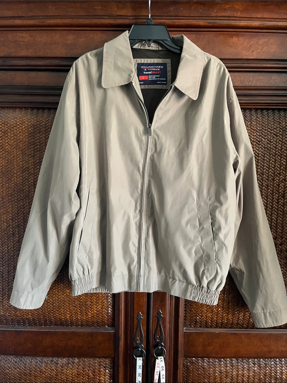 Roundtree & Yorke Light Taupe Zip-Front Raincoat